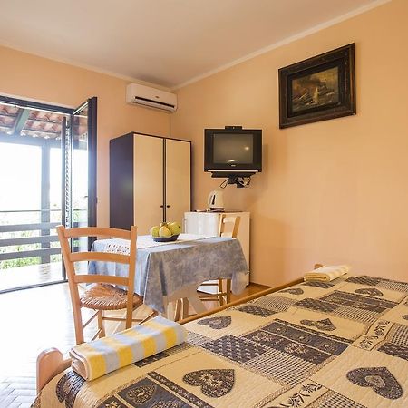 Guest House Nada 392 普拉 外观 照片