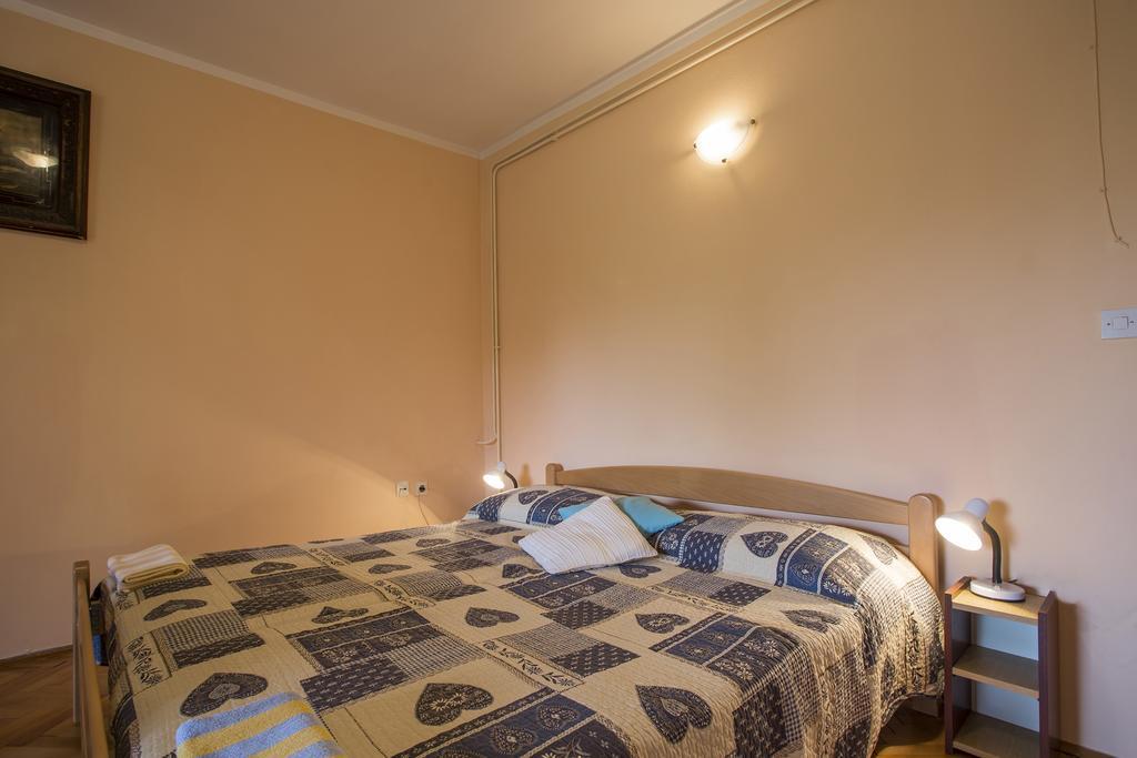 Guest House Nada 392 普拉 外观 照片